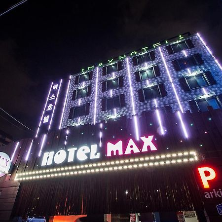 Max Hotel Теджън Екстериор снимка