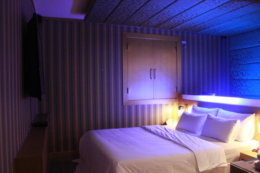 Max Hotel Теджън Екстериор снимка